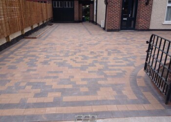 Block Paving Contractors Altrincham Block Paving Restoration In Altrincham Block Paving Installations In Altrincham Driveways Experts In Altrincham Paved Driveways contractors in Altrincham Paving contractors in Altrincham Driveway paving company in Altrincham Driveways contractors In Altrincham