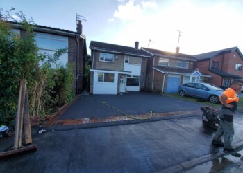 Tarmac Contractors In Altrincham