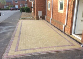 Block Paving Contractors Altrincham Block Paving Restoration In Altrincham Block Paving Installations In Altrincham Driveways Experts In Altrincham Paved Driveways contractors in Altrincham Paving contractors in Altrincham Driveway paving company in Altrincham Driveways contractors In Altrincham