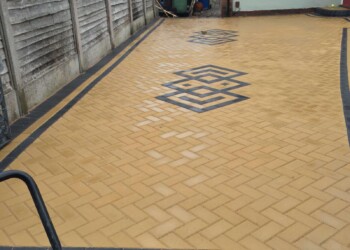 Block Paving Contractors Altrincham Block Paving Restoration In Altrincham Block Paving Installations In Altrincham Driveways Experts In Altrincham Paved Driveways contractors in Altrincham Paving contractors in Altrincham Driveway paving company in Altrincham Driveways contractors In Altrincham