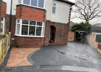Tarmac Contractors In Altrincham