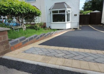 Tarmac Contractors In Altrincham